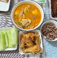 산모가 실제로 먹고 기록한 식판