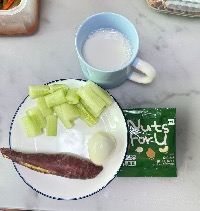 산모가 실제로 먹고 기록한 식판