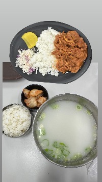 흰쌀밥, 돼지고기 제육볶음, 양배추 샐러드