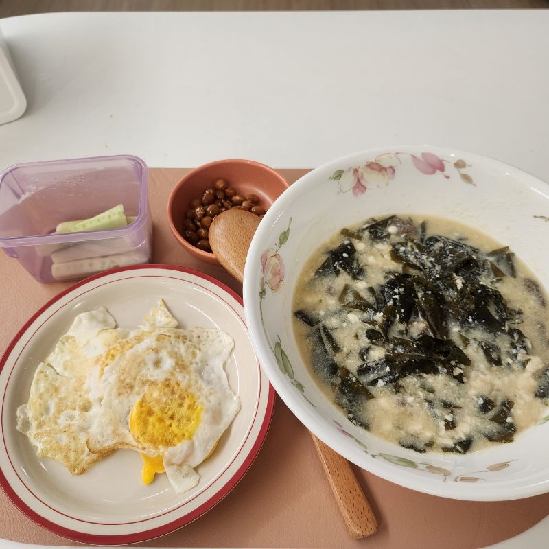 저녁 식단 사진