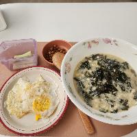 산모가 올린 식단 사진