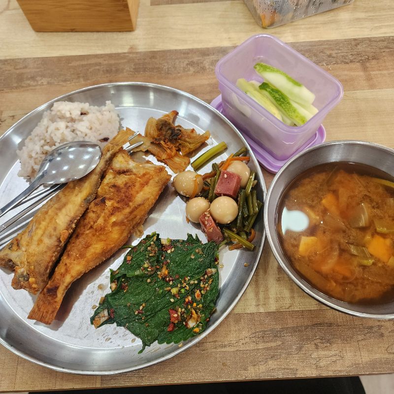 점심 식단 사진