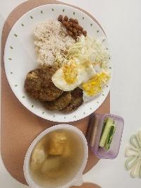 산모가 실제로 먹고 기록한 식판