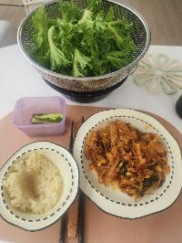 산모가 실제로 먹고 기록한 식판