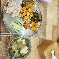 산모가 실제로 먹고 기록한 식판