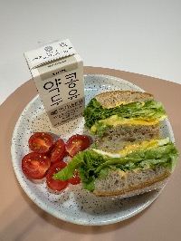 산모가 올린 식단 사진