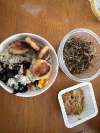 산모가 실제로 먹고 기록한 식판