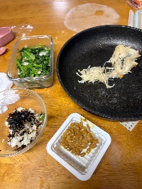 시금치무침, 팽이버섯 볶음, 밥