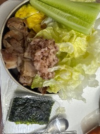 잡곡밥, 양상추, 대패삼겹살