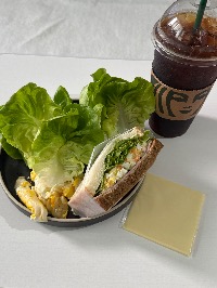 산모가 실제로 먹고 기록한 식판