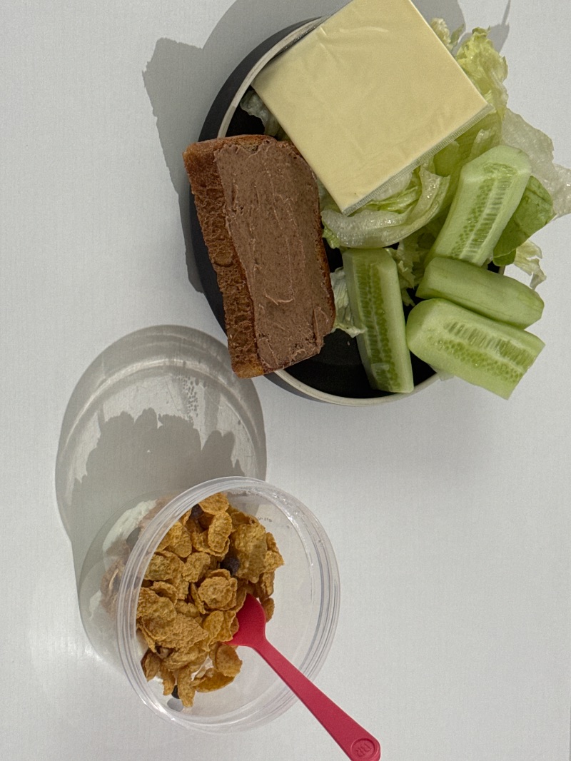 아침 식단 사진