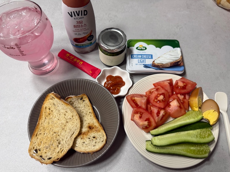아침 식단 사진