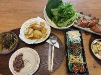 산모가 실제로 먹고 기록한 식판