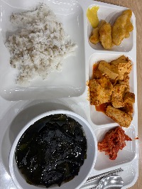 잡곡밥, 생선까스, 두부조림