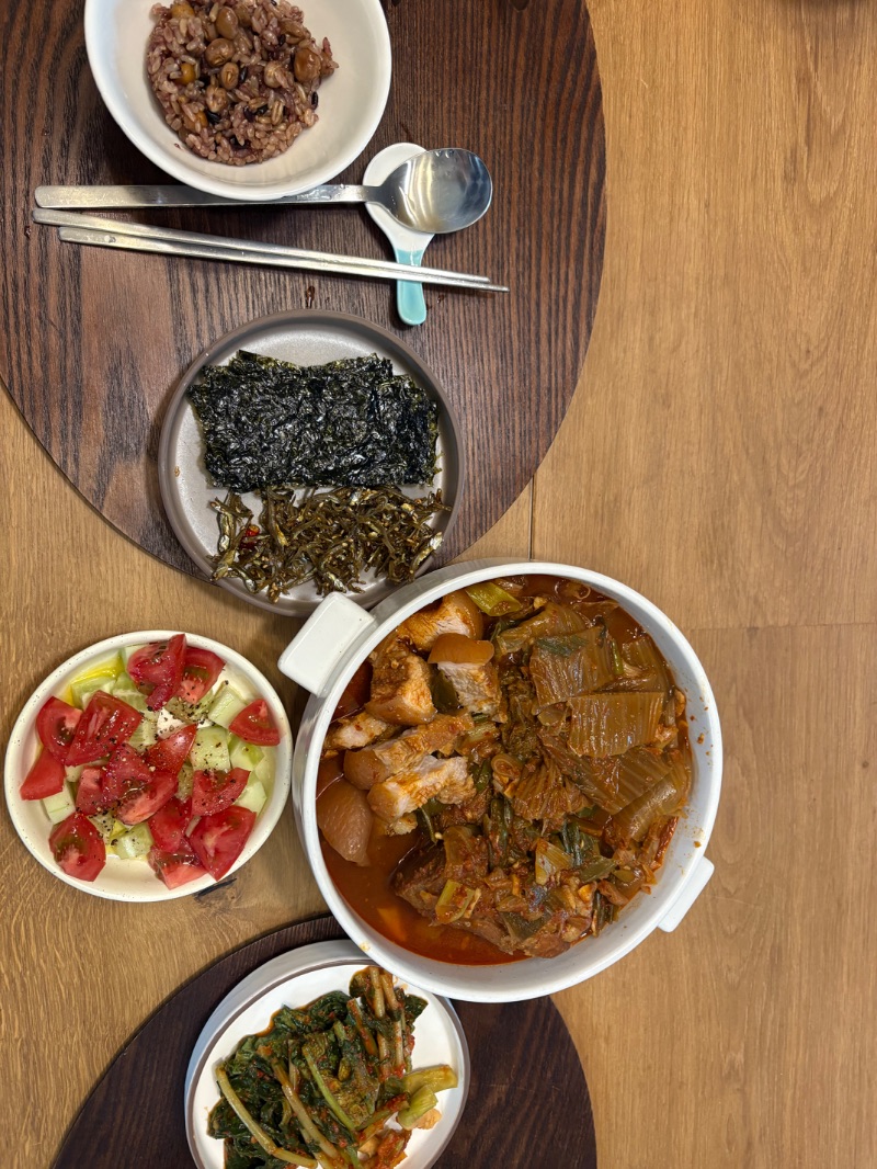 저녁 식단 사진