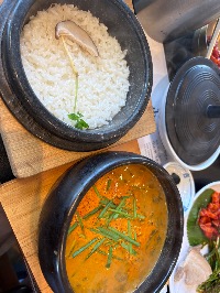 산모가 실제로 먹고 기록한 식판