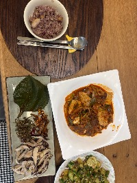 잡곡밥, 우삼겹두부조림, 깻잎장아찌