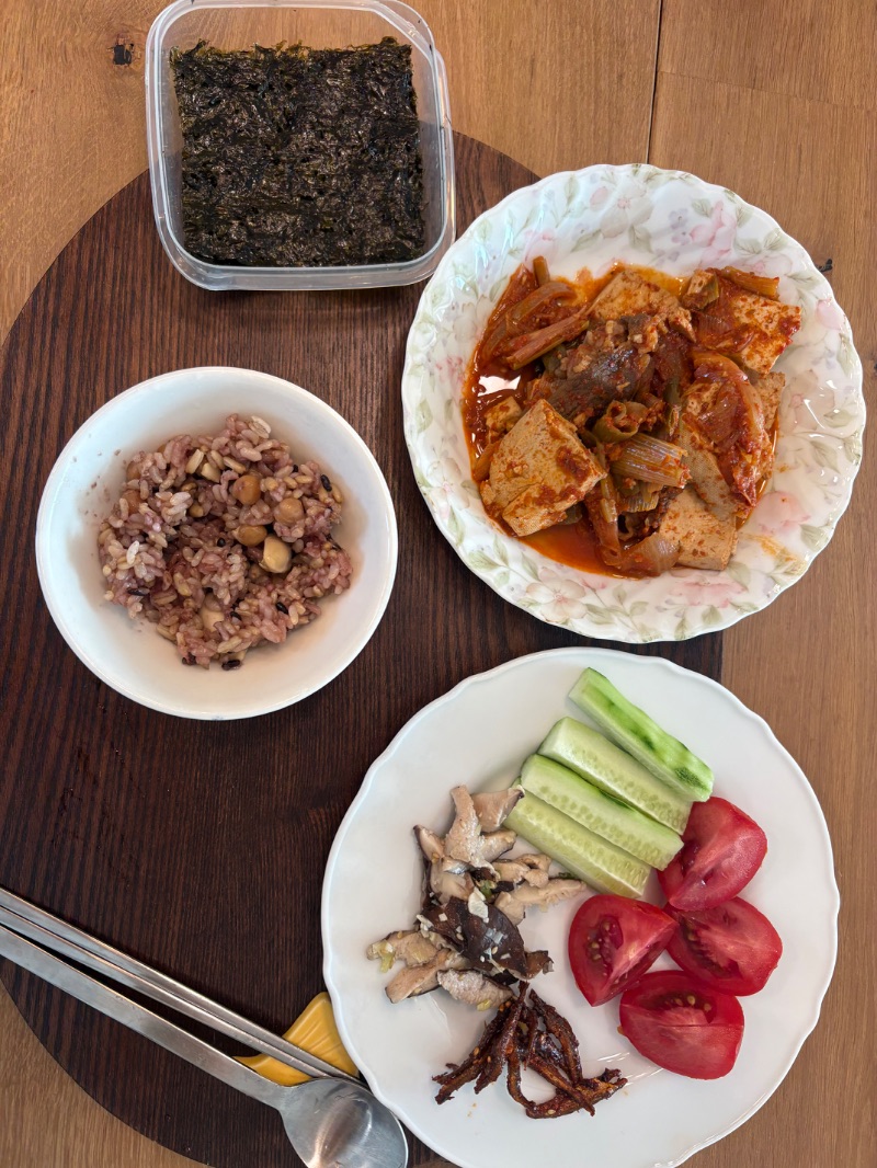 점심 식단 사진