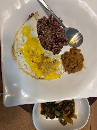 산모가 실제로 먹고 기록한 식판