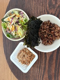 산모가 실제로 먹고 기록한 식판