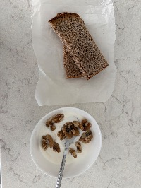 산모가 실제로 먹고 기록한 식판