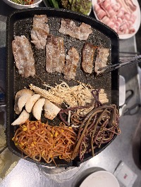 산모가 실제로 먹고 기록한 식판