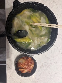 산모가 실제로 먹고 기록한 식판