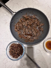 산모가 실제로 먹고 기록한 식판