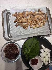 구운 삼겹살, 잡곡밥, 깻잎