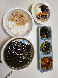 현미밥, 키토김밥, 삶은 달걀