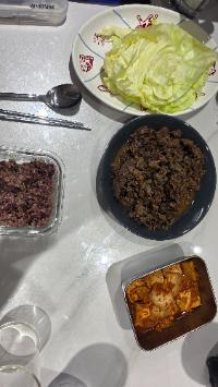 산모가 실제로 먹고 기록한 식판