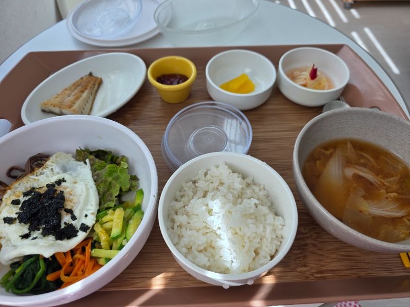 점심 식단 사진