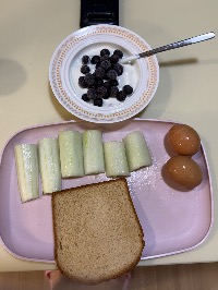 산모가 실제로 먹고 기록한 식판