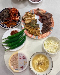 고사리볶음, 소고기 더덕무침, 버섯구이