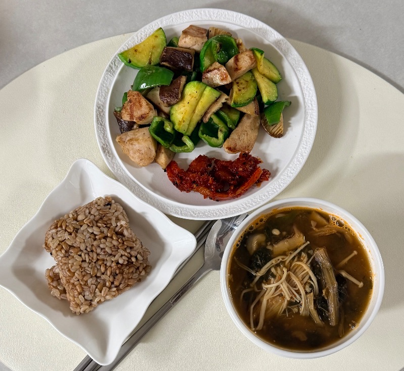 저녁 식단 사진
