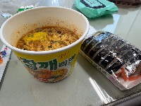 산모가 실제로 먹고 기록한 식판