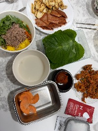 산모가 실제로 먹고 기록한 식판