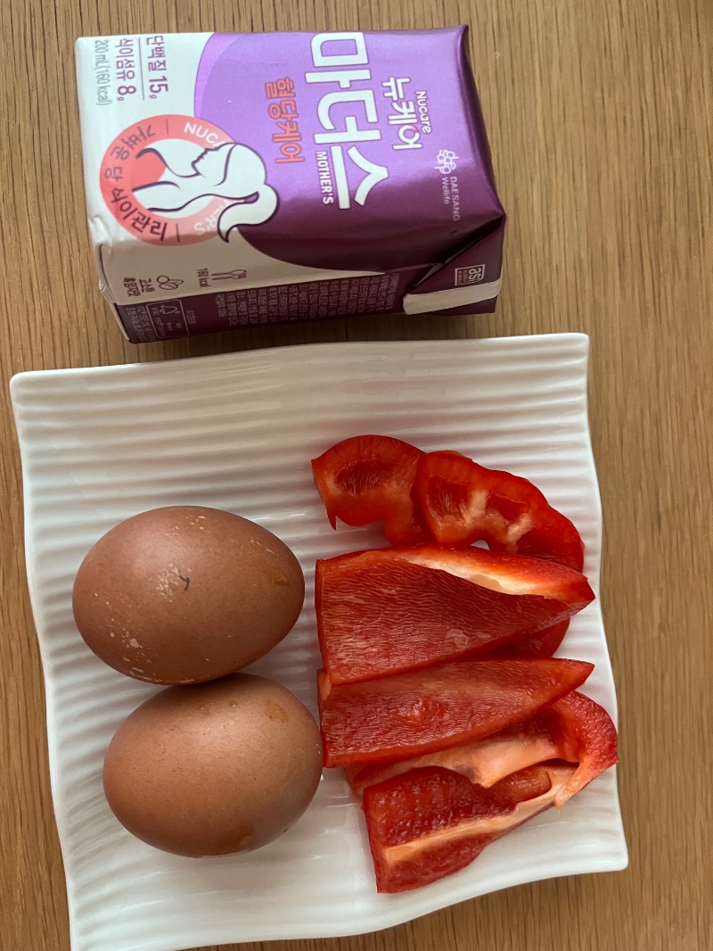 아침 식단 사진