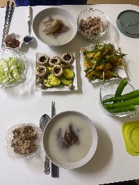 산모가 실제로 먹고 기록한 식판