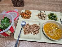 산모가 실제로 먹고 기록한 식판