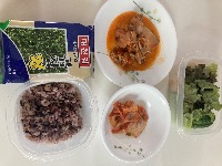 잡곡밥, 구운 김, 닭볶음탕