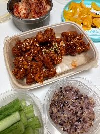 산모가 실제로 먹고 기록한 식판