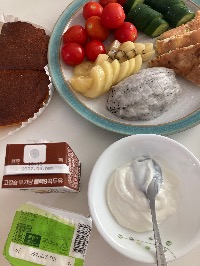 산모가 실제로 먹고 기록한 식판