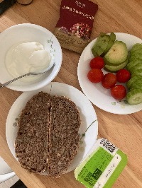통호밀빵, 무설탕 그릭 요거트, 오하루 스페셜 견과와 루비 에디션