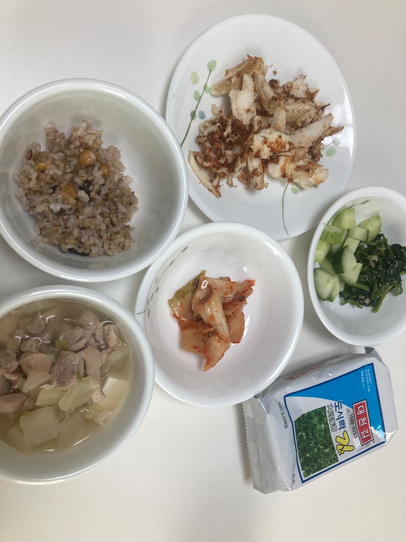 아침 식단 사진