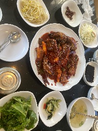 산모가 실제로 먹고 기록한 식판