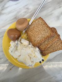 구운 달걀, 코티지치즈, 통밀 식빵