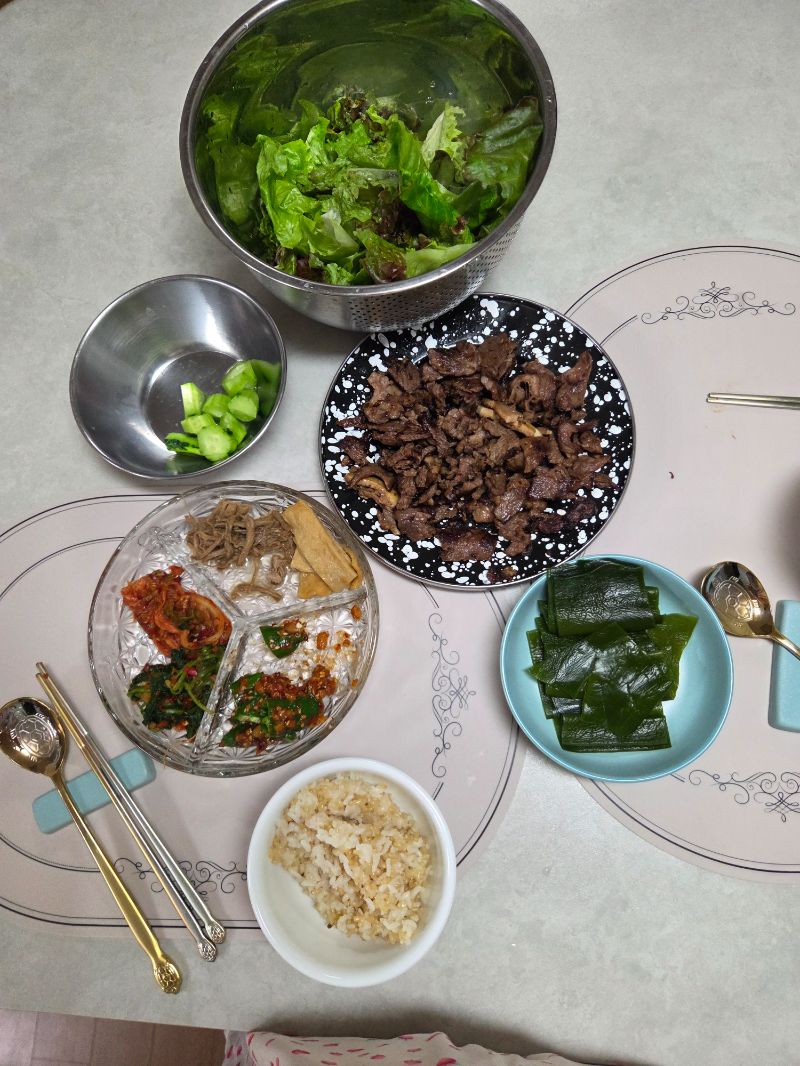 저녁 식단 사진