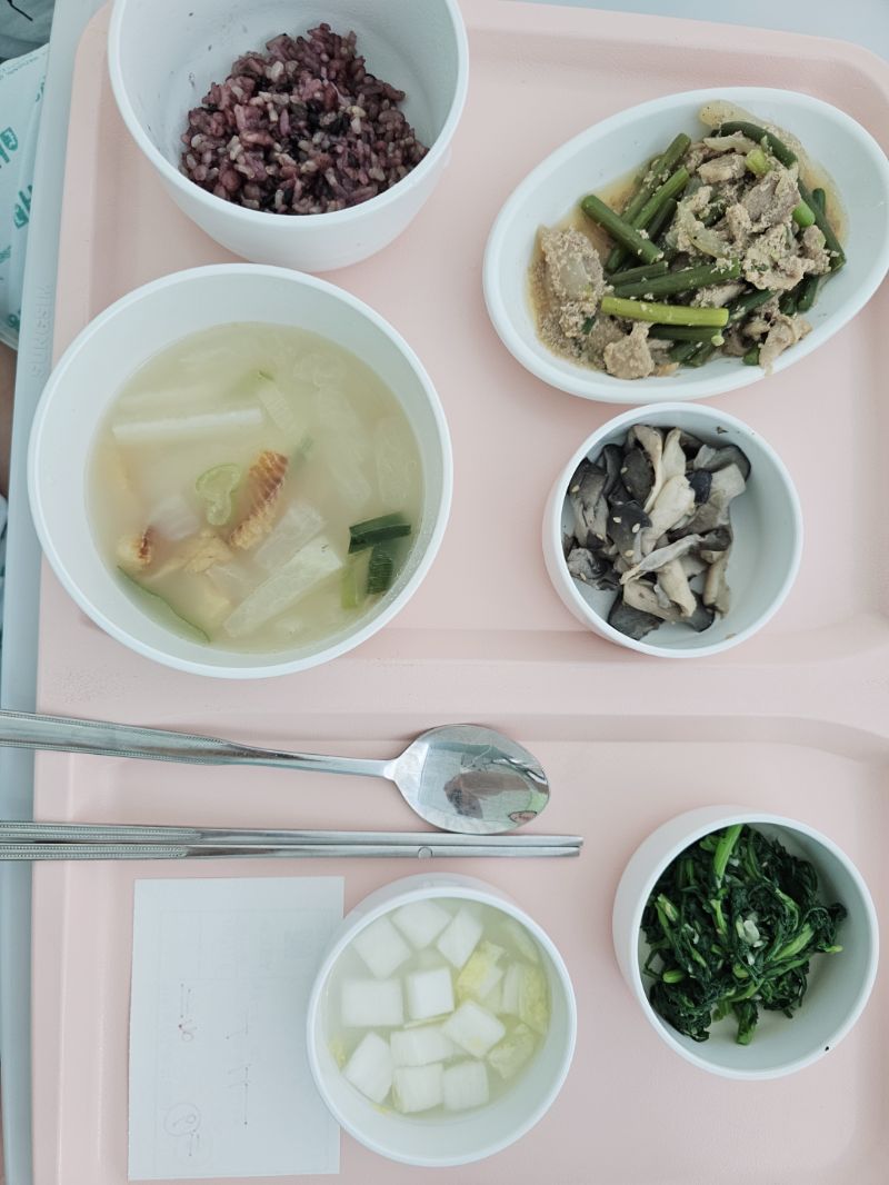 아침 식단 사진
