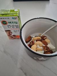 산모가 실제로 먹고 기록한 식판